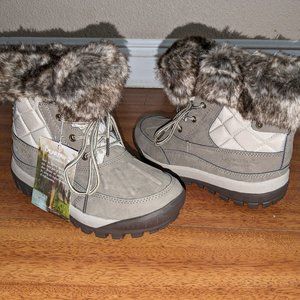 Bearpaw Becka Women's Boots, Size 6, Stone, New with tag